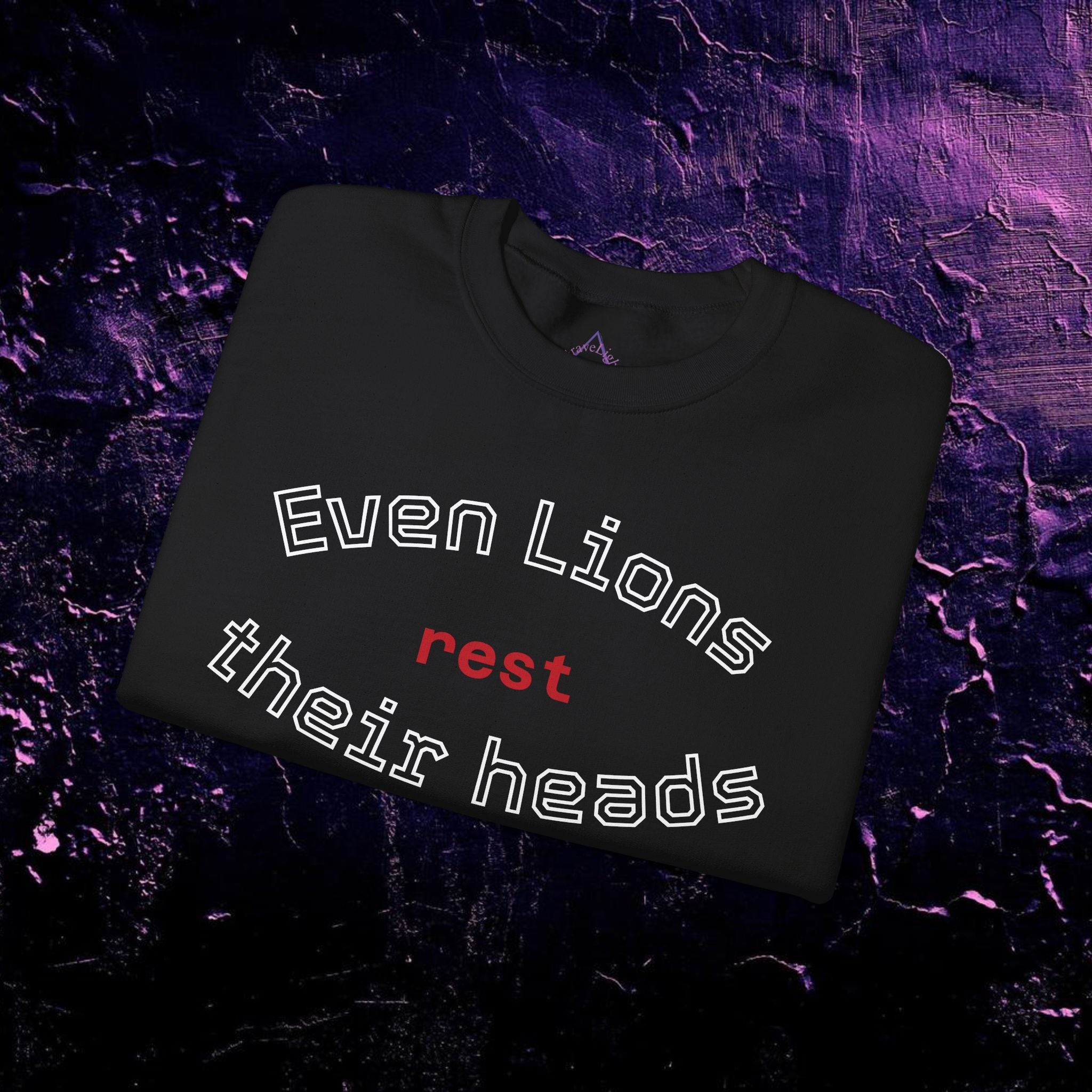 Pullover - Even Lion Rest Their Head