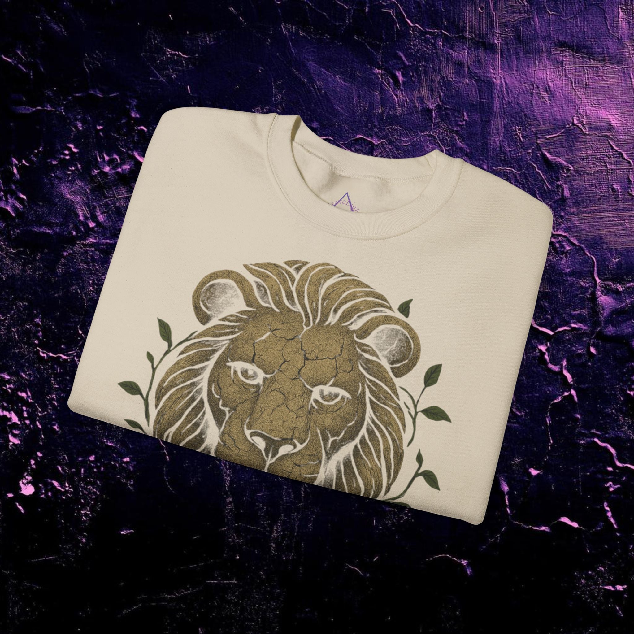 Pullover - Lion Strength